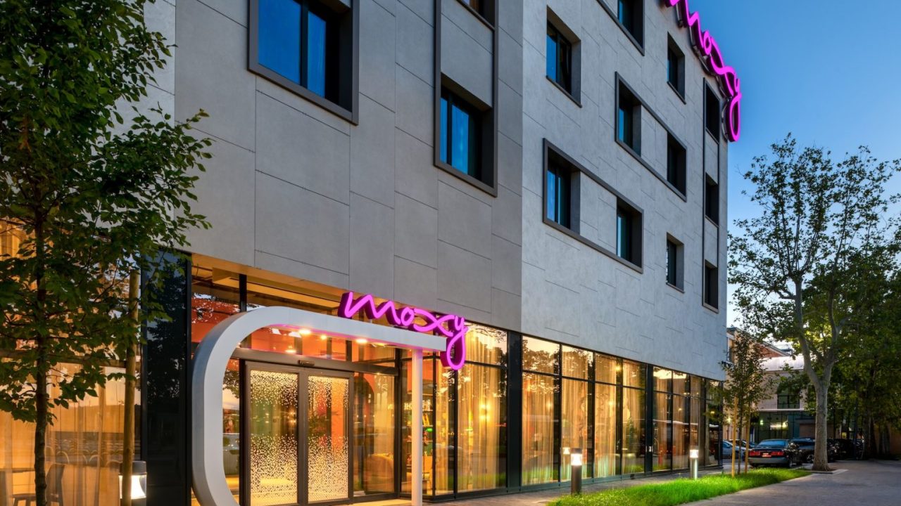 ACHM-HOTELS-BY-MARRIOTT_Moxy-Verona_01-copia-1536x1023