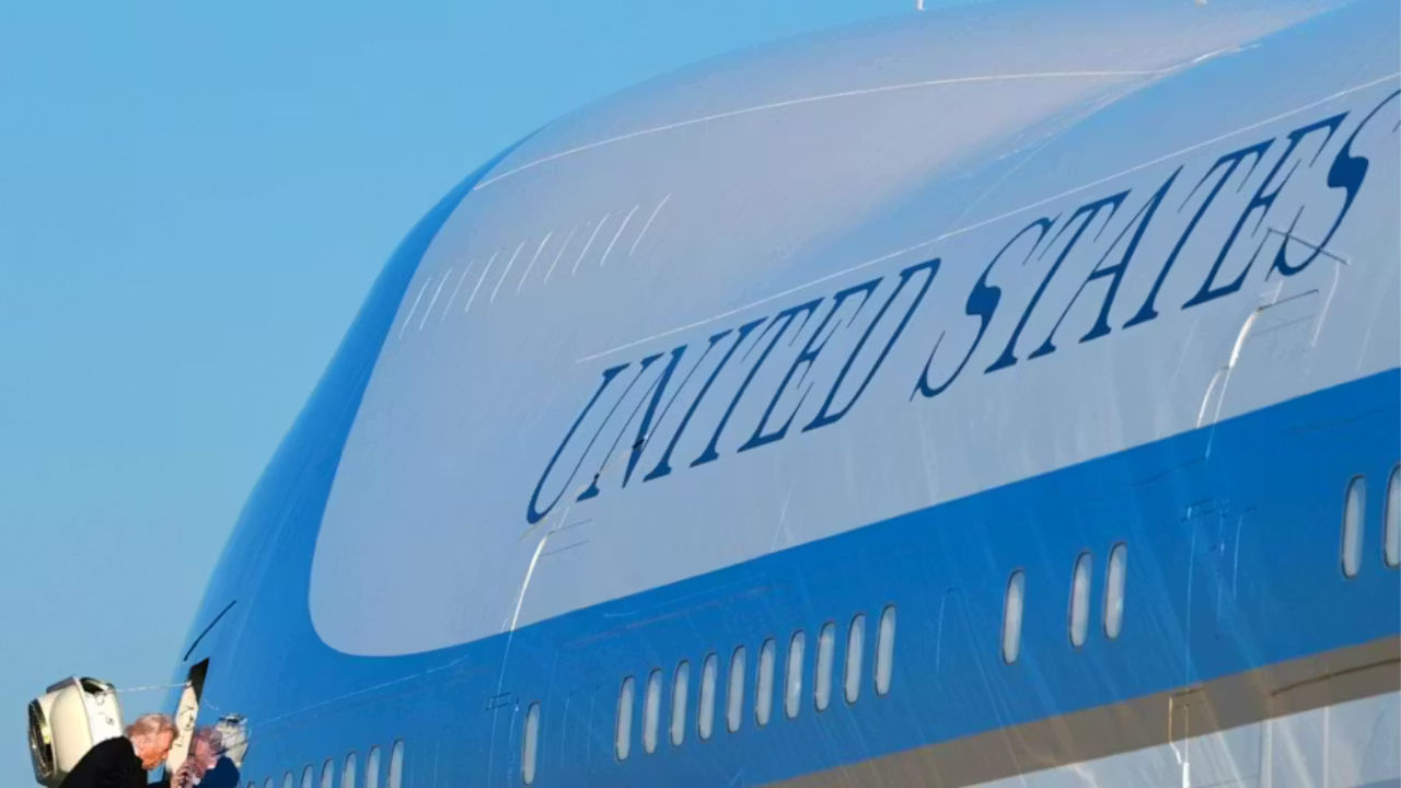 Air Force One Trump