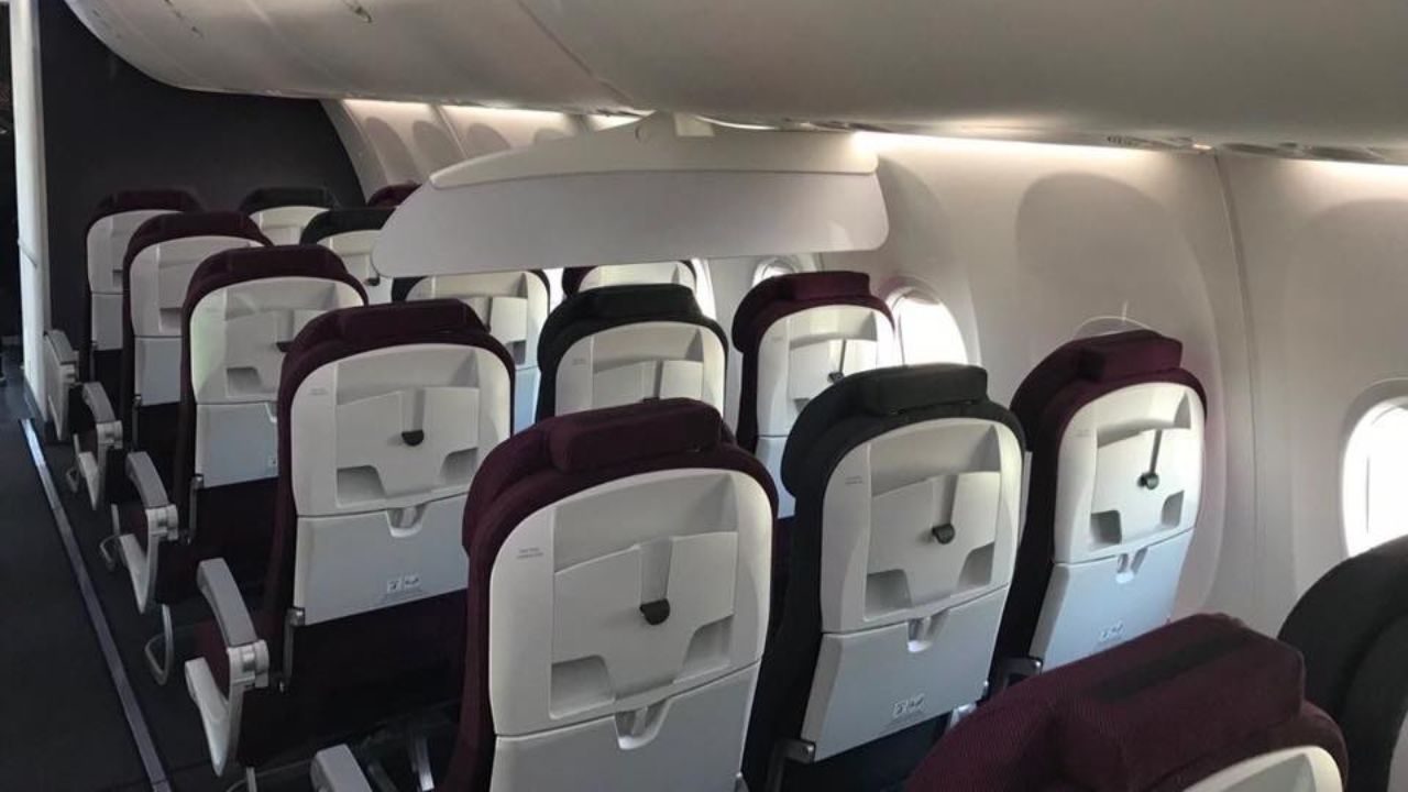 Boeing 737 Max, allarme FAA Sedili non agganciati bene, rischio distacco in emergenza