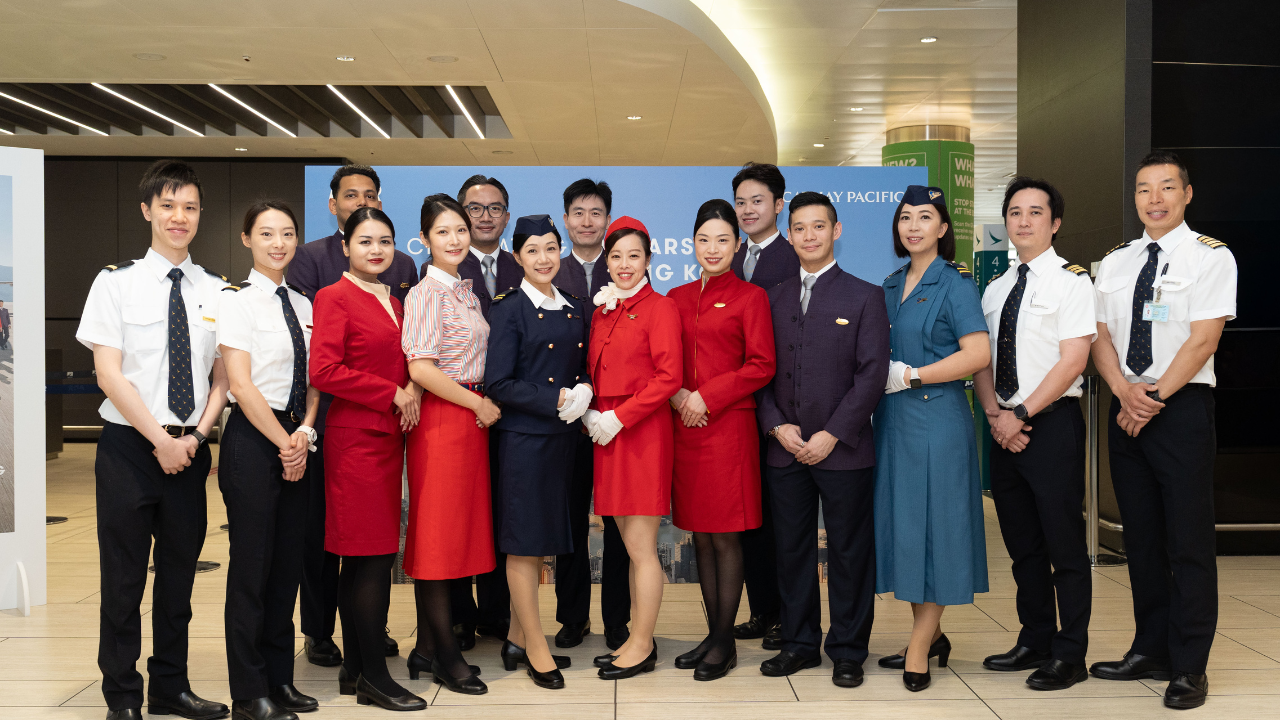 Cathay Pacific celebra 40 anni di voli dall’Italia (1)