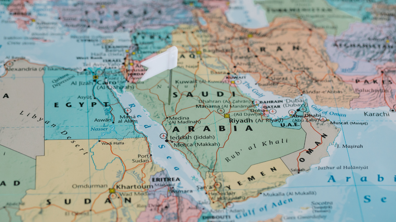 I sei Paesi del Consiglio di Cooperazione del Golfo (Gcc) – Arabia Saudita, Emirati Arabi Uniti, Qatar, Bahrein, Kuwait e Oman