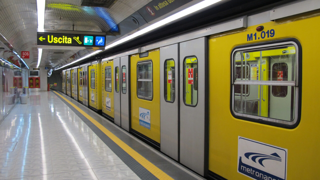 Metro 1 Napoli