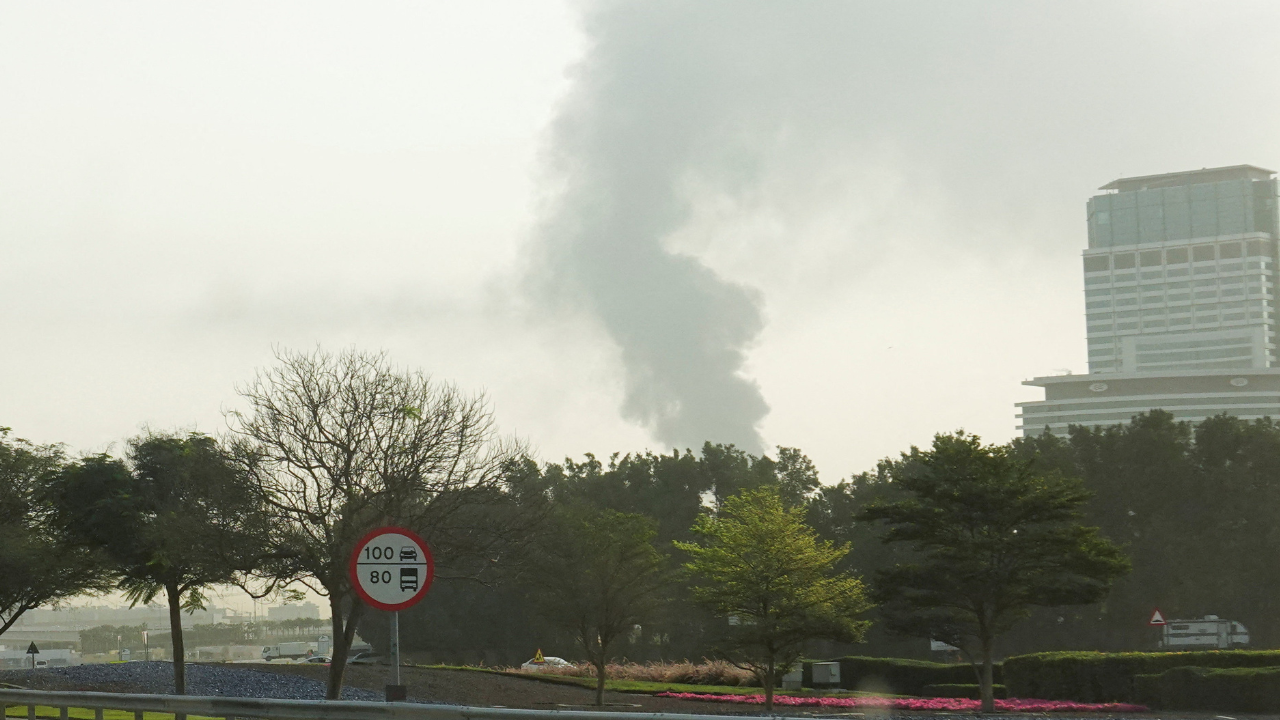fire in dubai airport 16 march 2026