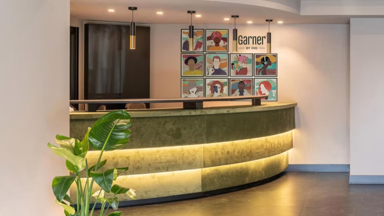 garner-rome-aurelia-roma-lobby