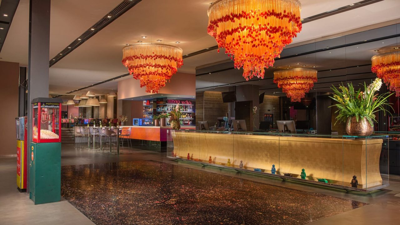 nhow-milano-lobby-and-reception-front-desk-entrance